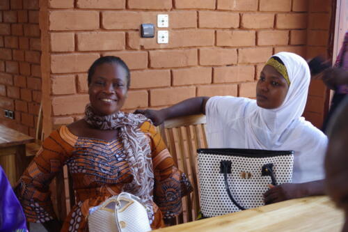 Mme Bayado Mme Salami