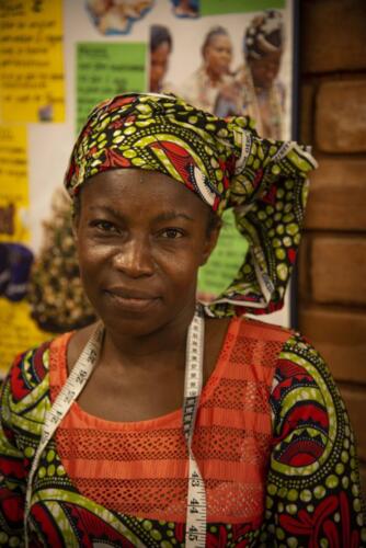 Mme Bawa Schneiderin